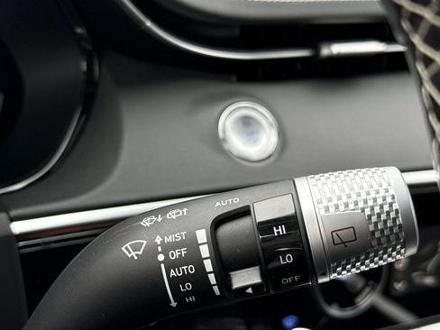 Used 2025 Genesis Electrified GV70 Advanced w/ Prestige Package image 35