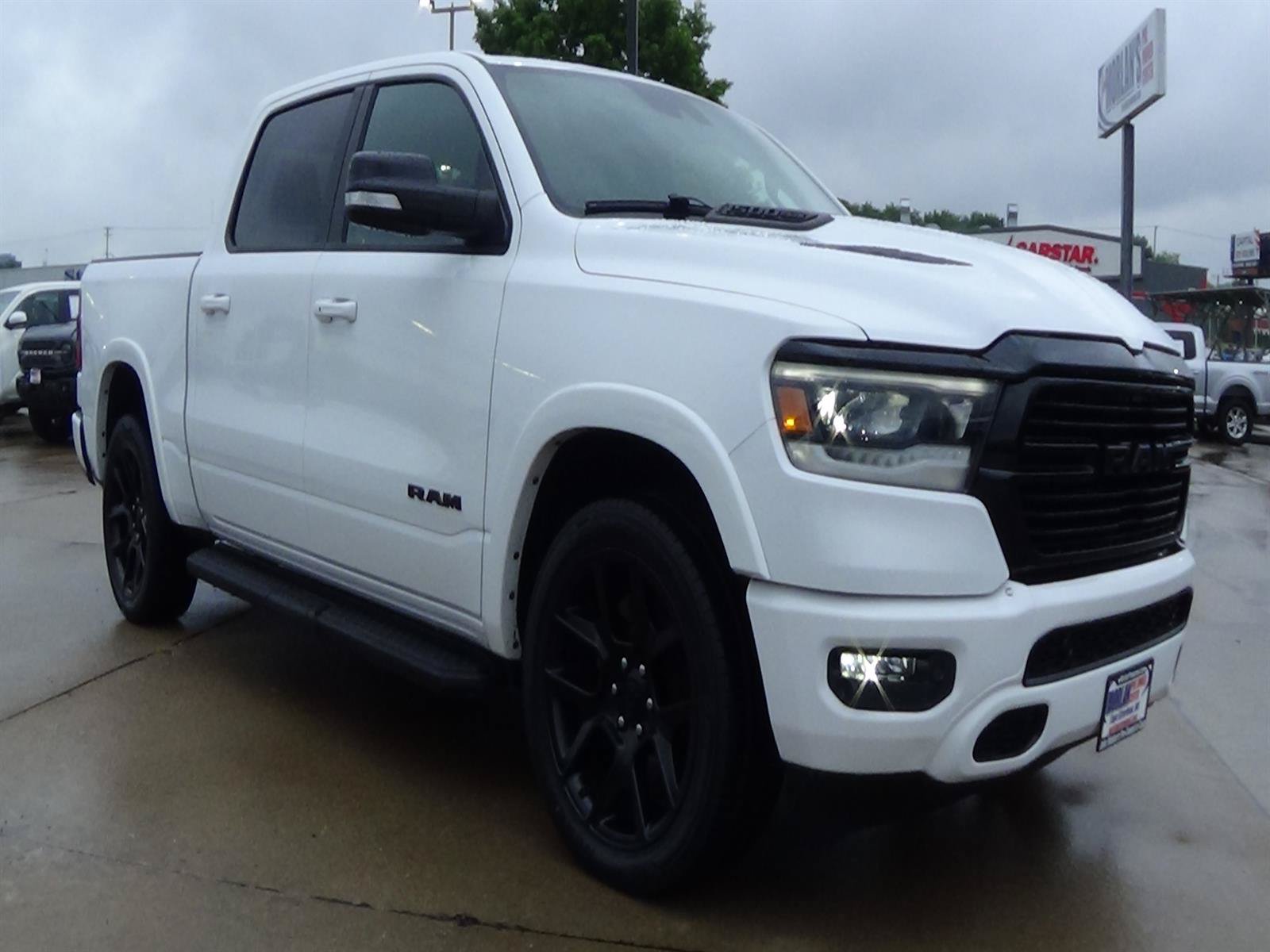 Used 2022 RAM 1500 Laramie AWD/4WD image 4