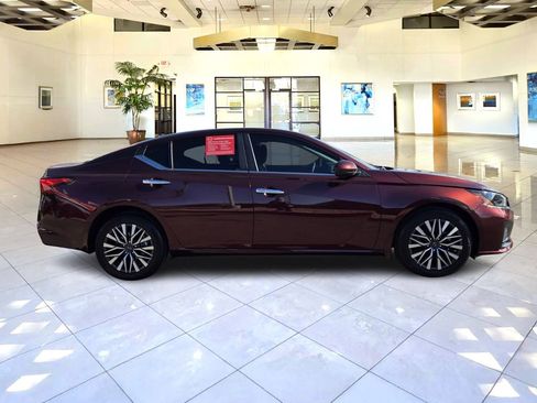 Certified 2023 Nissan Altima 2.5 SV image 8