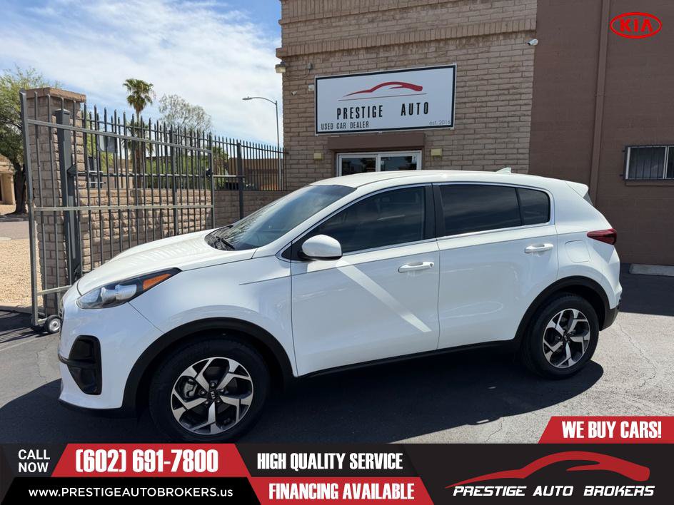 Used 2020 Kia Sportage LX FWD image 2