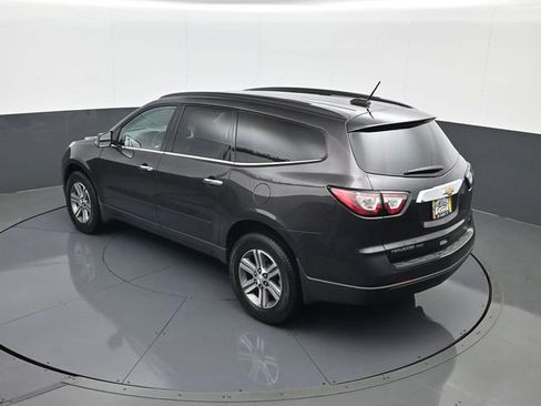 Used 2017 Chevrolet Traverse LT AWD/4WD image 21