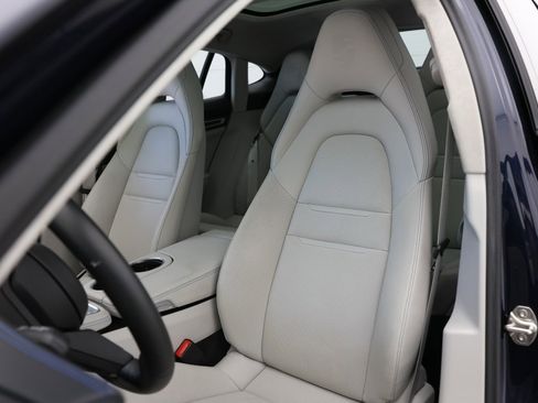 Used 2023 Porsche Panamera Turbo S image 5