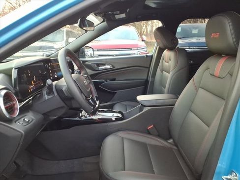 New 2026 Chevrolet Trax RS image 11