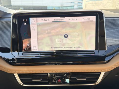 New 2026 Volkswagen Atlas Cross Sport SEL R-Line image 30