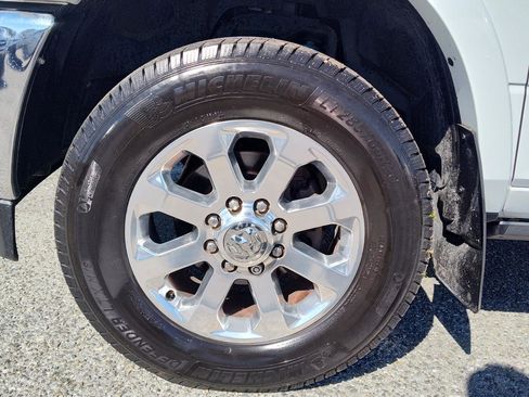 Used 2019 RAM 2500 Laramie image 12