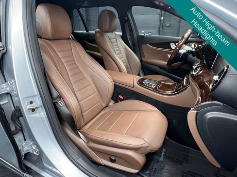 Used 2023 Mercedes-Benz E 450 4MATIC All-Terrain Wagon image 4