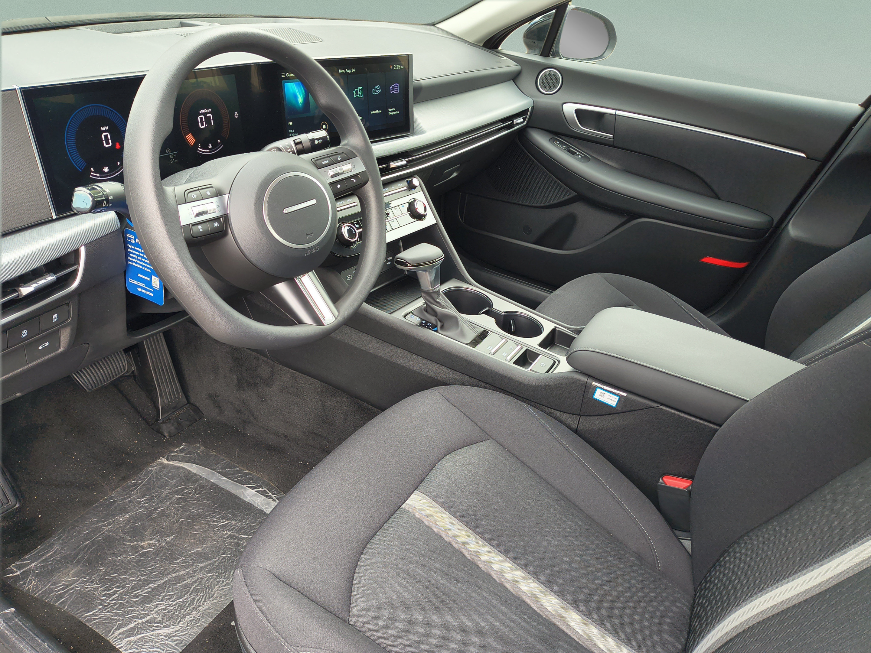 New 2026 Hyundai Sonata SE FWD image 17