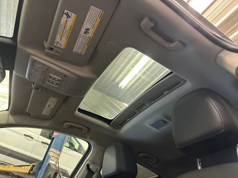 Used 2018 Buick Encore Essence w/ Experience Buick Package image 18