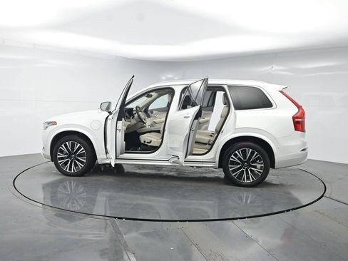 Used 2024 Volvo XC90 T8 Plus AWD/4WD image 44