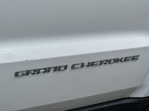 Used 2014 Jeep Grand Cherokee Limited AWD/4WD image 27