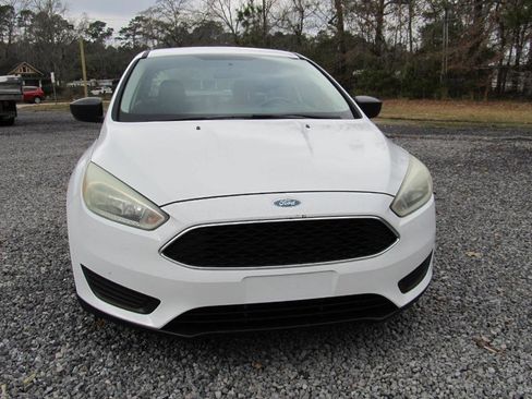 Used 2015 Ford Focus S image 8