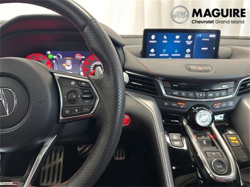 Used 2023 Acura TLX Type S image 9