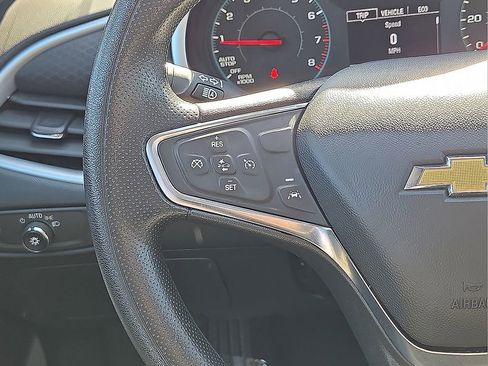 Used 2023 Chevrolet Malibu LT image 19