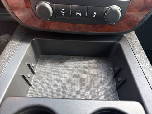 Used 2013 Chevrolet Avalanche LS w/ All-Star Edition AWD/4WD image 29
