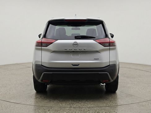 Used 2025 Nissan Rogue SV image 7
