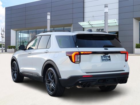 Used 2025 Ford Explorer ST w/ Sun And Sound Package image 4