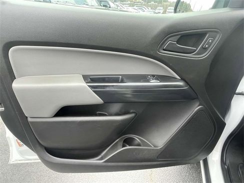 Certified 2017 Chevrolet Colorado W/T image 14