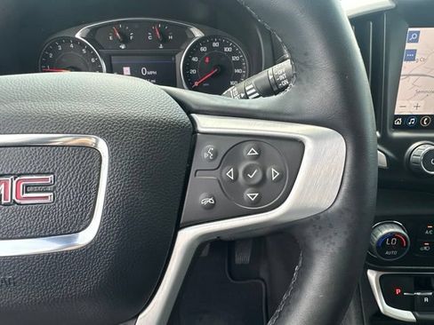Used 2023 GMC Terrain SLT w/ Infotainment Package II AWD/4WD image 16