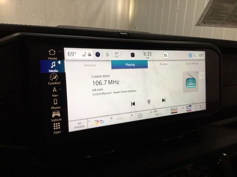 Used 2024 Jeep Wrangler Rubicon image 21