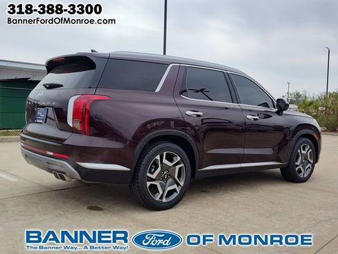 Used 2023 Hyundai Palisade Limited w/ Cargo Package image 9