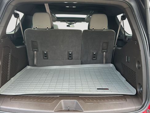 Used 2023 GMC Yukon XL SLT image 25