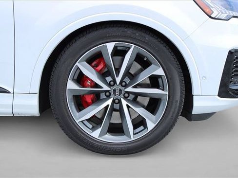 Used 2023 Audi SQ7 Prestige w/ Prestige Package AWD/4WD image 14