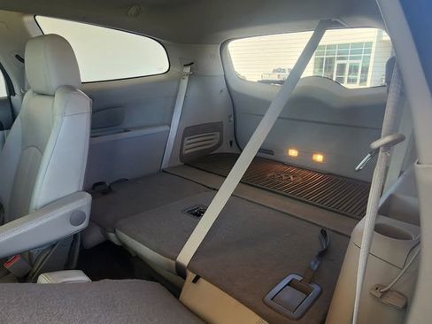 Used 2016 Buick Enclave Premium w/ Experience Buick Package FWD image 20