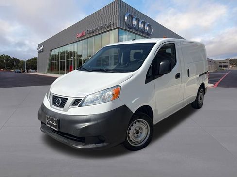 Used 2019 Nissan NV200 S image 1