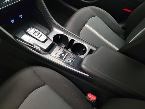 Used 2021 Hyundai Sonata SE FWD image 26