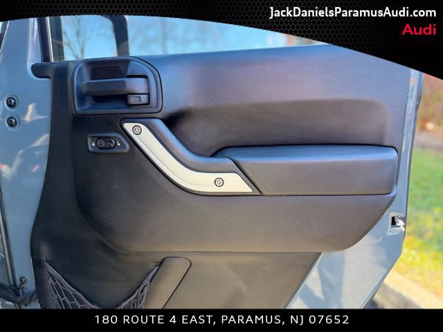 Used 2014 Jeep Wrangler Sahara w/ Dual Top Group AWD/4WD image 13