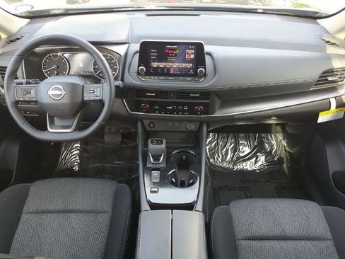 Certified 2026 Nissan Rogue SV image 15