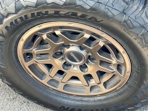 Used 2023 Toyota Tacoma 4x4 Double Cab w/ Trail Edition image 15