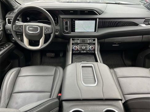 Certified 2024 GMC Yukon Denali image 17