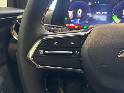 New 2025 Chevrolet Blazer EV LT image 37