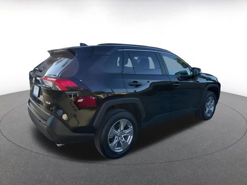 Used 2025 Toyota RAV4 XLE image 15