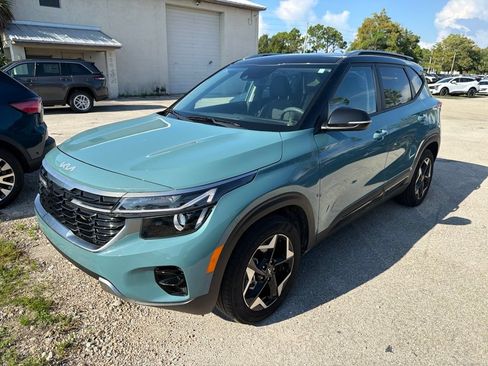 Certified 2025 Kia Seltos S FWD image 1