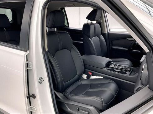 Certified 2026 Honda Passport RTL image 7