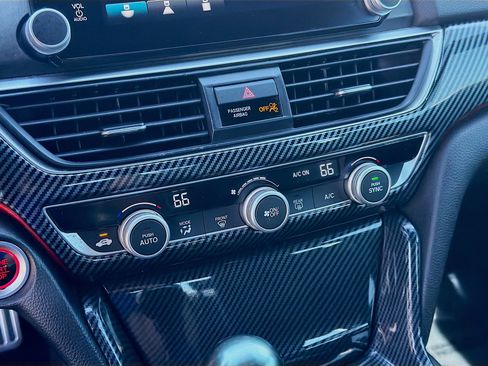 Used 2020 Honda Accord Sport image 12