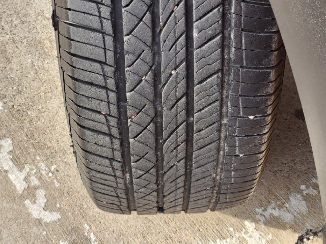 Used 2020 Ford Explorer XLT w/ Equipment Group 202A RWD image 11