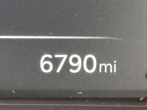 Used 2025 Genesis G70 2.5T w/ Sport Prestige Package image 36