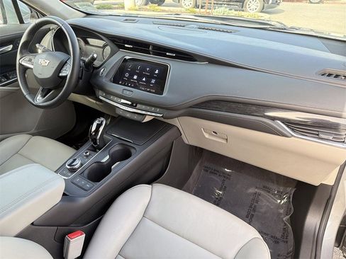 Certified 2023 Cadillac XT4 Premium Luxury image 34