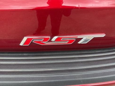 Used 2024 Chevrolet Suburban RST w/ Luxury Package image 7