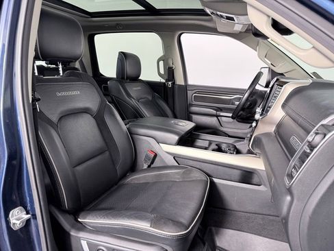 Used 2022 RAM 1500 Laramie w/ Laramie Southwest Edition image 12