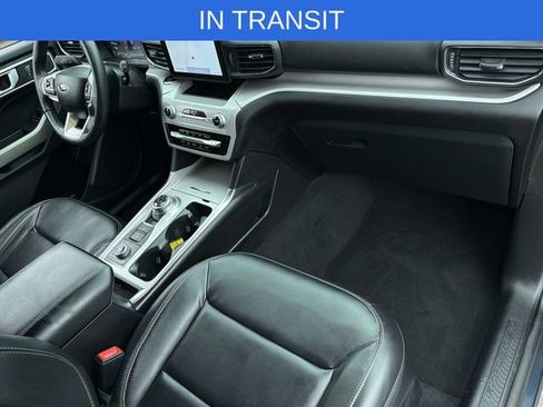 Used 2023 Ford Explorer XLT w/ Equipment Group 202A AWD/4WD image 37