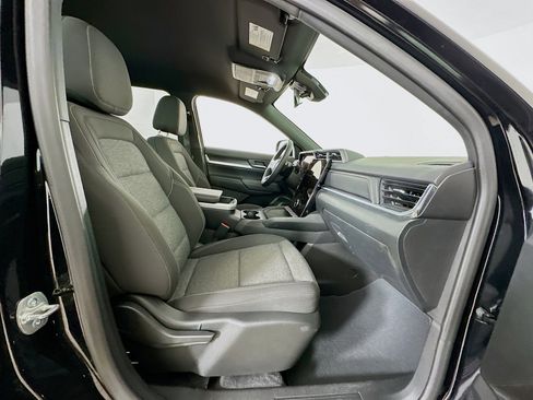 Used 2025 GMC Terrain Elevation image 30