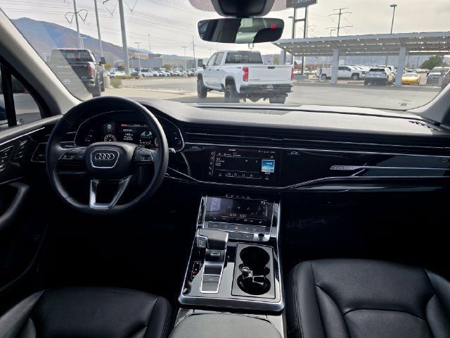 Used 2022 Audi Q7 3.0T Premium w/ Convenience Package AWD/4WD image 31