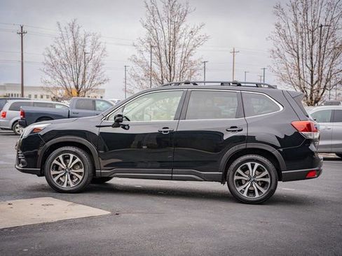 Used 2022 Subaru Forester Limited image 10