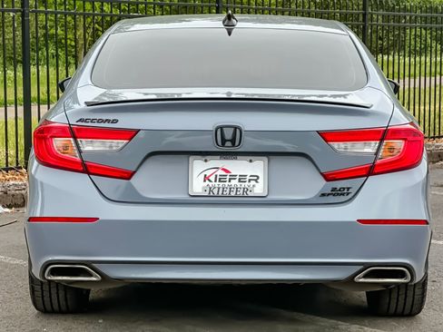 Used 2022 Honda Accord Sport image 4