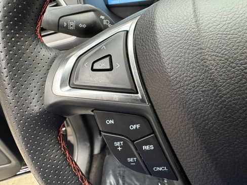 Certified 2023 Ford Edge ST-Line AWD/4WD image 14