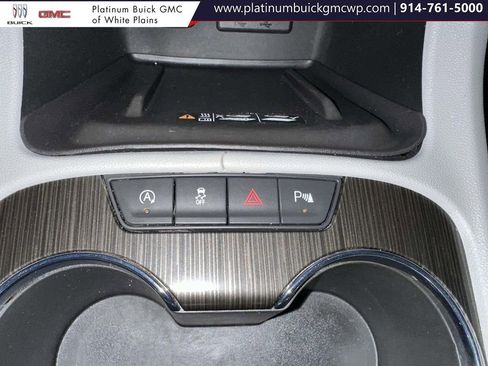 Used 2022 GMC Acadia SLT w/ Preferred Package image 39